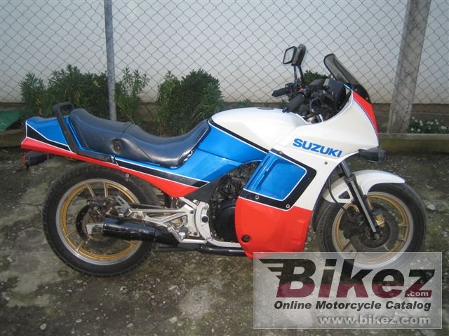 Big  gsx 550 ef picture and wallpaper from Bikez.com